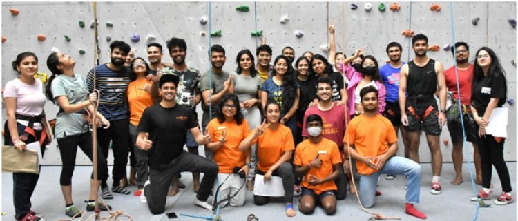 DIZO India CEO engages with fitness enthusiasts at The Climb Central, Delhi.